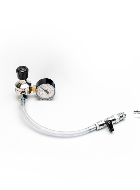Pressure regulator with adapter